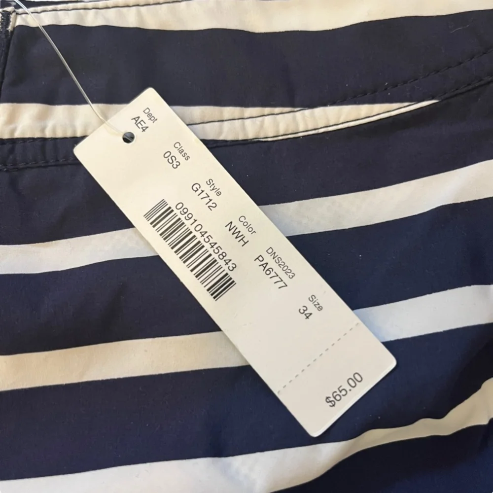 NWT J. Crew 9” Striped Nautical Board Shorts Swim Trunks Navy & White Mesh Lined - Picture 2 of 13